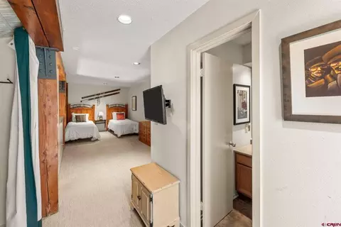 Bedroom - 25 Emmons Rd #41, Crested Butte, CO 81225 photo 10 of 10
