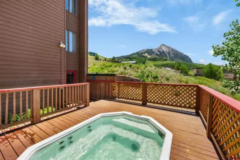 Exterior - 25 Emmons Rd #41, Crested Butte, CO 81225 photo 5 of 11