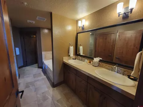 24 Sheol St #101 E, Durango, CO 81301 photo 11