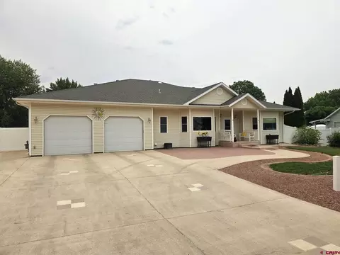 881 Cypress Wood Ln, Delta, CO 81416