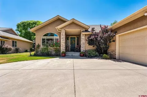 Exterior - 40 Peach Tree Pl, Durango, CO 81301 photo 2 of 9