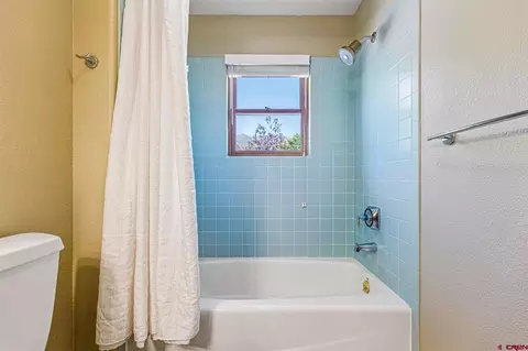 Bath - 22 Cypress Ct, Durango, CO 81301 photo 5 of 5