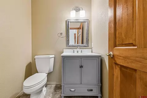 Bath - 22 Cypress Ct, Durango, CO 81301 photo 1 of 5