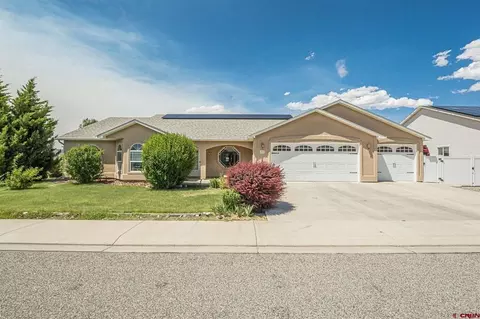 2860 Rock Creek Dr, Grand Junction, CO 81503