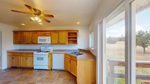 Kitchen - 61 Windmill, Durango, CO 81301 photo 2 of 4