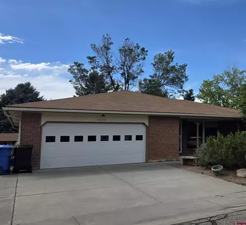1630 Manchester Dr, Montrose, CO 81401