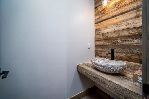 Bath - 97 Travertine Trl, Durango, CO 81301 photo 2 of 3