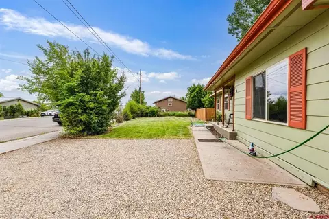 Exterior - 200 Romero Ave, Ignacio, CO 81137 photo 2 of 7