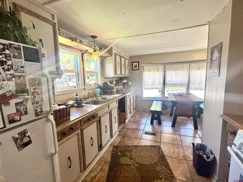 Kitchen - 485 Florida Rd #B19, Durango, CO 81301 photo 2 of 5