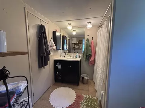 Bath - 485 Florida Rd #B19, Durango, CO 81301 photo 3 of 3