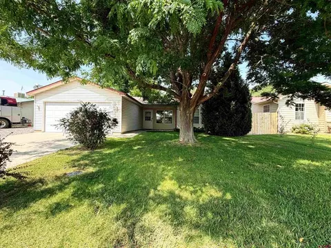 1909 Ouray Dr, Montrose, CO 81401