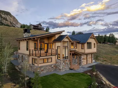 410 Country Club Dr, Crested Butte, CO 81224