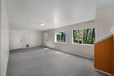 Living - 41 Valley View Way, Durango, CO 81303 photo 2 of 6