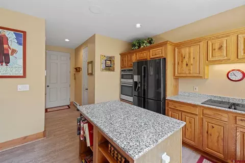 Kitchen - 139 Snowmass Rd, Crested Butte, CO 81225 photo 6 of 7