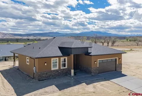 3819 Chestnut Dr, Montrose, CO 81401