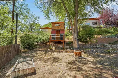 Exterior - 815 E 8th Ave, Durango, CO 81301 photo 5 of 7