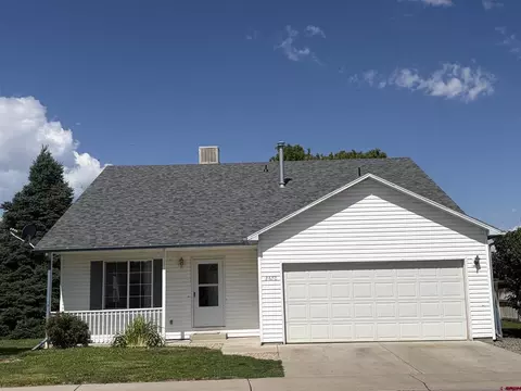 2670 Maya Way, Montrose, CO 81401