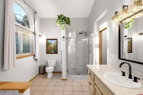 Bath - 41 Perro Pl, Durango, CO 81301 photo 2 of 4