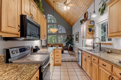 Kitchen - 41 Perro Pl, Durango, CO 81301 photo 4 of 4