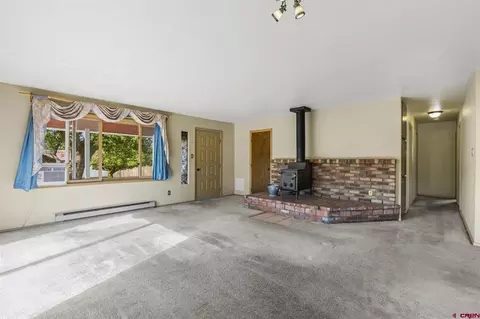 Living - 660 E 31st St, Durango, CO 81301 photo 1 of 4