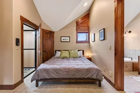 Bedroom - 16 Snowmass Rd #3, Crested Butte, CO 81225 photo 4 of 6