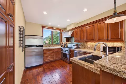 Kitchen - 16 Snowmass Rd #3, Crested Butte, CO 81225 photo 1 of 3