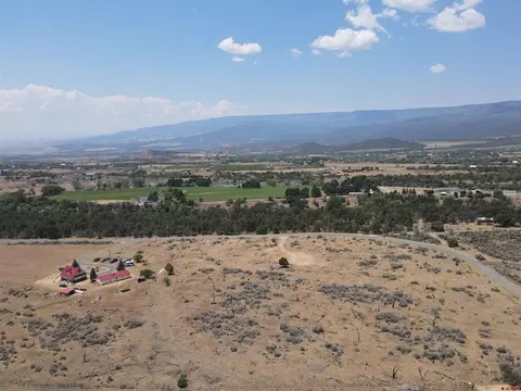 19296 Surface Creek Rd, Cedaredge, CO 81413 photo 3