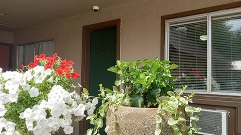 Exterior - 350 E 8th Ave, Durango, CO 81301 photo 4 of 7