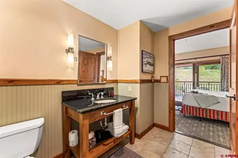 Bath - 620 Gothic Rd #515, Crested Butte, CO 81225 photo 2 of 4