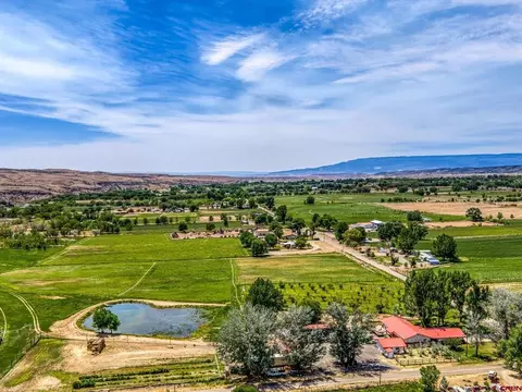 31984 Lazear Rds, Hotchkiss, CO 81419