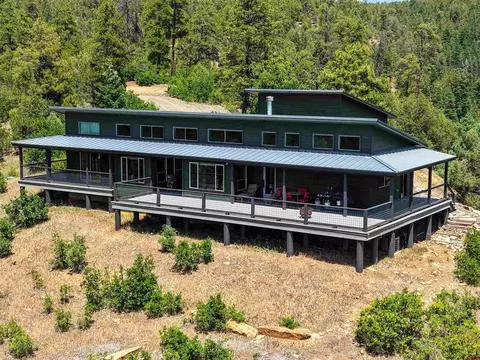 609 S Black Bear Pl, Pagosa Springs, CO 81147