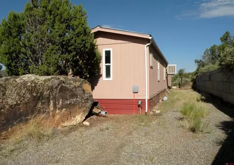 220 Highland Cir, Naturita, CO 81422