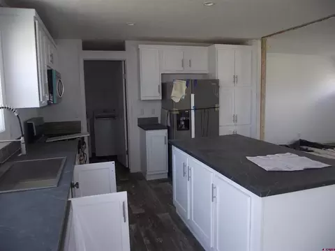 Kitchen - 5292 Simmental Rd, Delta, CO 81416 photo 5 of 5