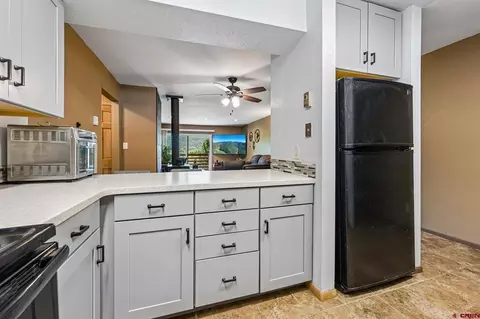 Kitchen - 551 Animas View Dr #4, Durango, CO 81301 photo 5 of 7