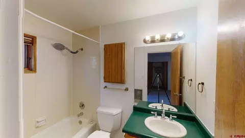 Bath - 6 Ferringway Cir #29, Durango, CO 81301 photo 1 of 4