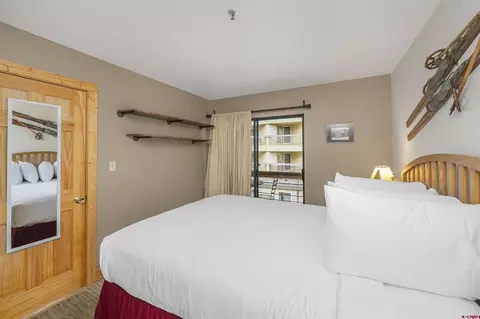 Bedroom - 11 Emmons Rd #327, Crested Butte, CO 81225 photo 6 of 6