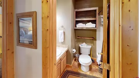 Bath - 11 Emmons Rd #327, Crested Butte, CO 81225 photo 1 of 2