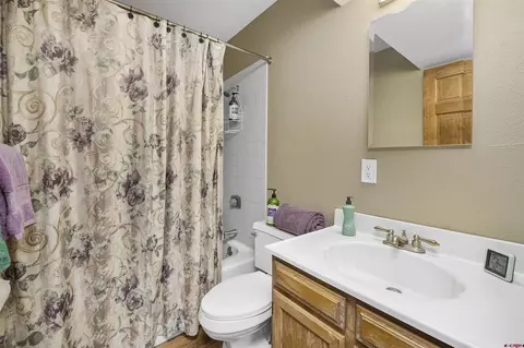 Bath - 15 Marcellina Ln #119, Crested Butte, CO 81225 photo 2 of 3