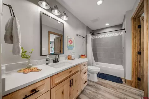 Bath - 149 Rustic Ridge Rd, Ignacio, CO 81137 photo 3 of 5