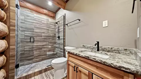 Bath - 573 Crest Dr, Cimarron, CO 81220 photo 4 of 5
