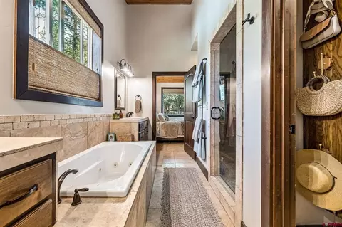 Bath - 84 Snowslide Ct, Durango, CO 81301 photo 2 of 4