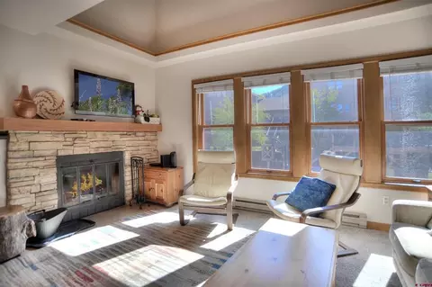 Living - 6 Ferringway Cir #26, Durango, CO 81301 photo 2 of 3
