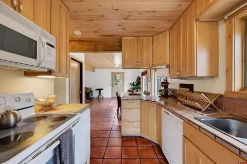 Kitchen - 300 Quartz Ln, Pitkin, CO 81241 photo 1 of 3
