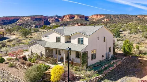 Exterior - 927 Crown Ct, Fruita, CO 81521 photo 3 of 11