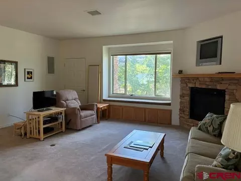Living - 35 Sunshine Ct #5, Durango, CO 81301 photo 1 of 2