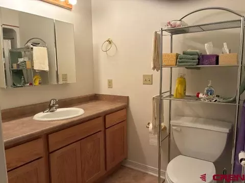 Bath - 35 Sunshine Ct #5, Durango, CO 81301 photo 1 of 2