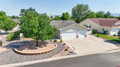 1673 Wetterhorn St, Montrose, CO 81401