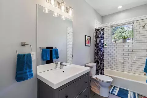 Bath - 41 Wild Iris Ave, Durango, CO 81301 photo 3 of 3