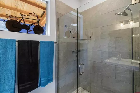 Bath - 41 Wild Iris Ave, Durango, CO 81301 photo 2 of 3
