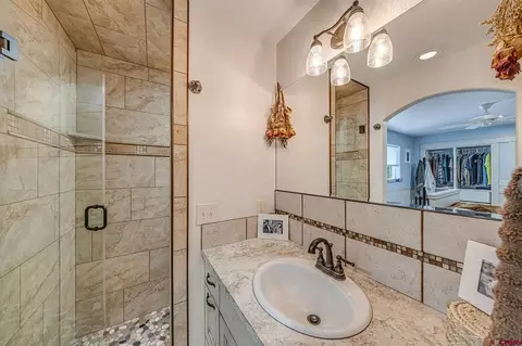 Bath - 580 NE 4th St, Cedaredge, CO 81413 photo 1 of 3